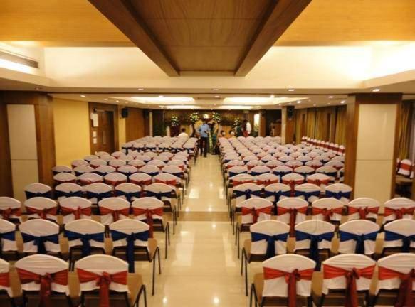 Hotel Deepa Comforts Μπανγκαλόρ Εξωτερικό φωτογραφία