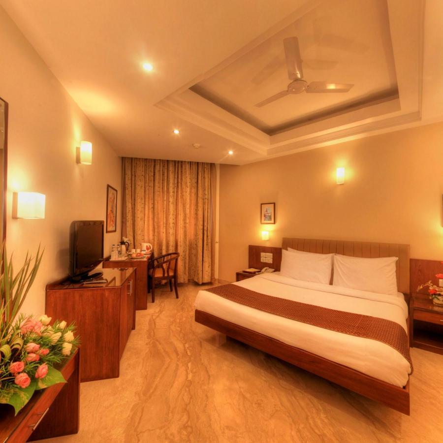 Hotel Deepa Comforts Μπανγκαλόρ Εξωτερικό φωτογραφία