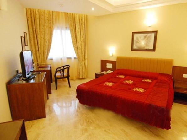 Hotel Deepa Comforts Μπανγκαλόρ Εξωτερικό φωτογραφία